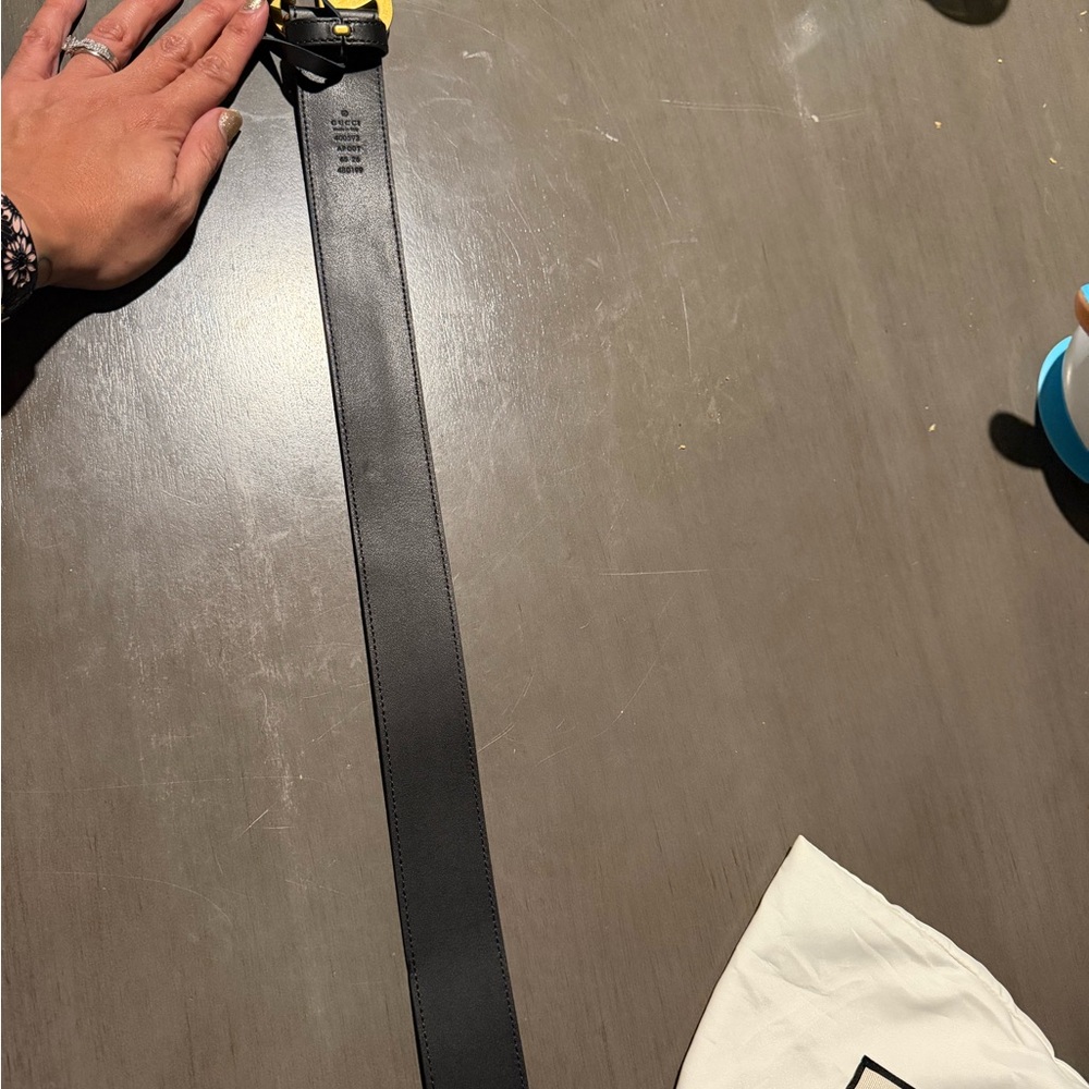 Gucci Black Belt with Gold GG Emblem - Picture 5 of 5